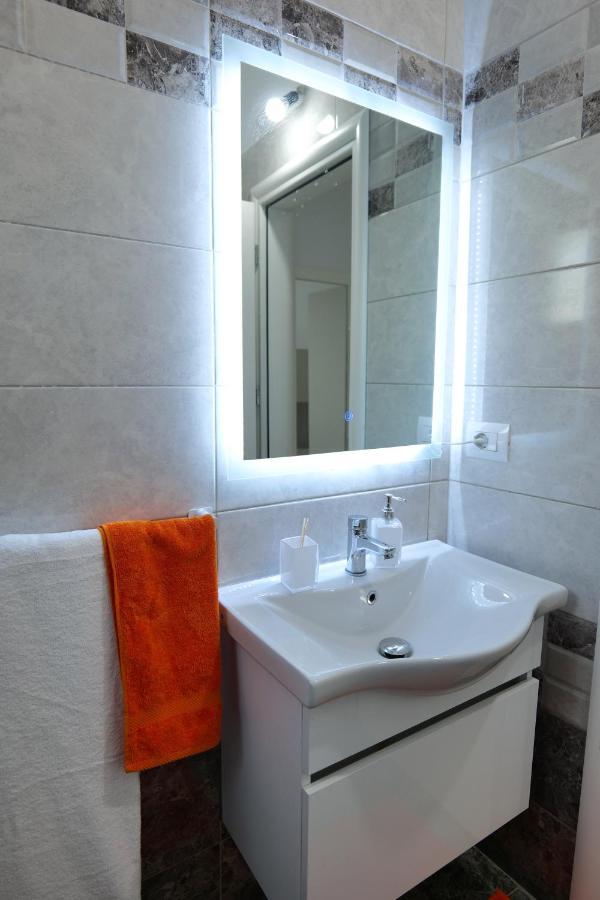 Davide Rooms Sarandë Exterior foto