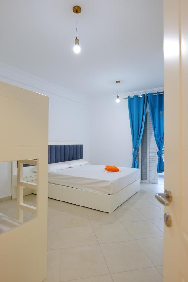 Davide Rooms Sarandë Exterior foto