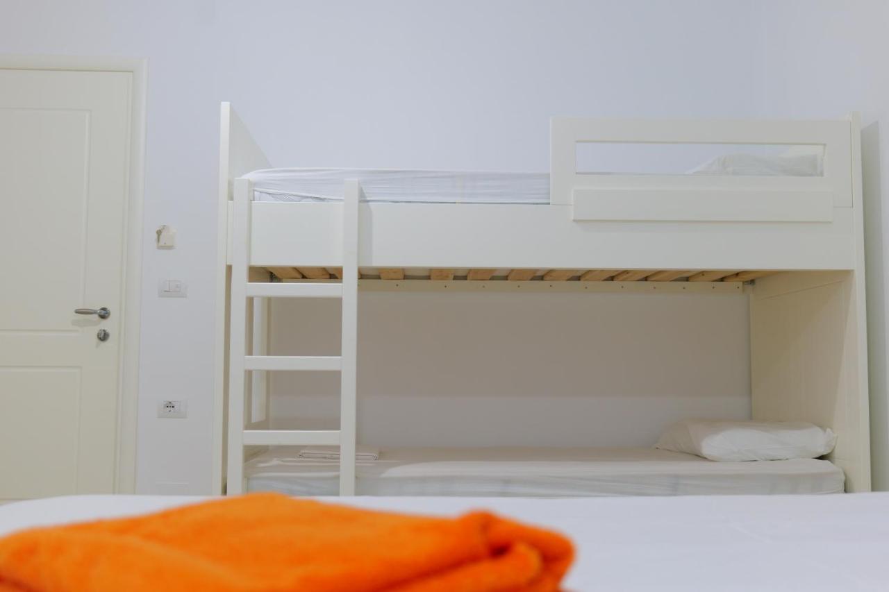 Davide Rooms Sarandë Exterior foto