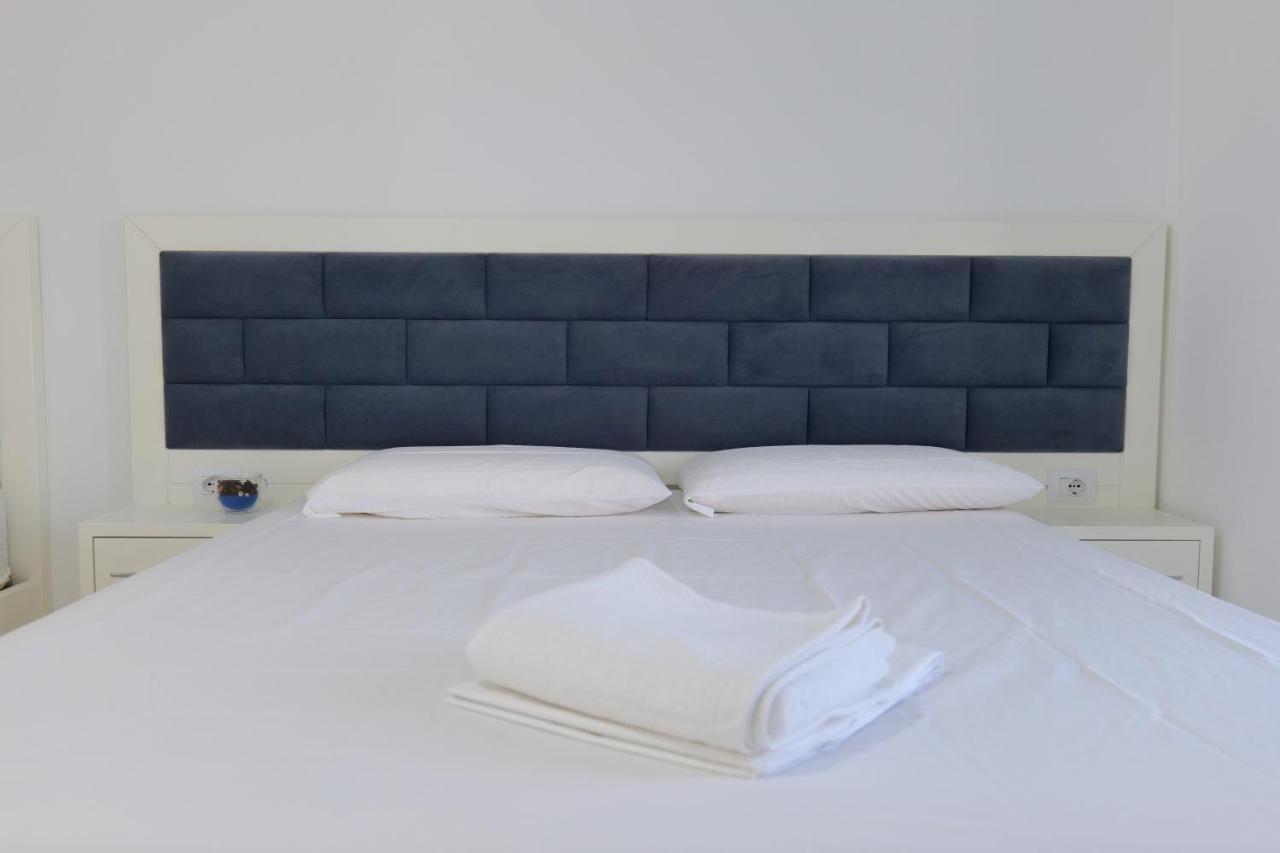 Davide Rooms Sarandë Exterior foto