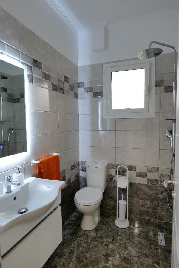 Davide Rooms Sarandë Exterior foto