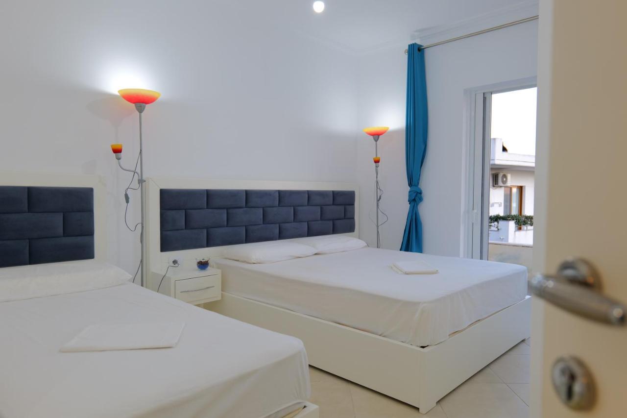 Davide Rooms Sarandë Exterior foto